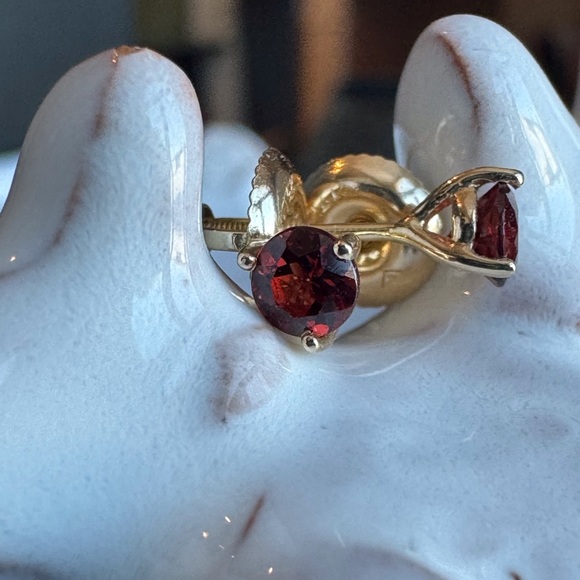 14K Martini Garnet Stud Earrings - Picture 4 of 8